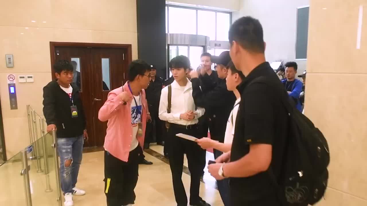 【王俊凯】【我是班主任】花絮：小凯奇遇记